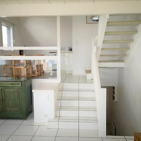Apartment Azur - Triplex Spacieux, Face A La Mer, - T1 *