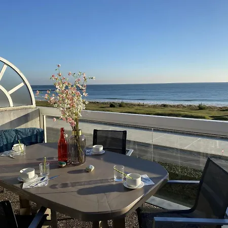 Apartment Azur - Triplex Spacieux, Face A La Mer, - T1 *